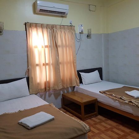 Shwe Eain Si Guest House - Burmese Only Myeik Eksteriør billede