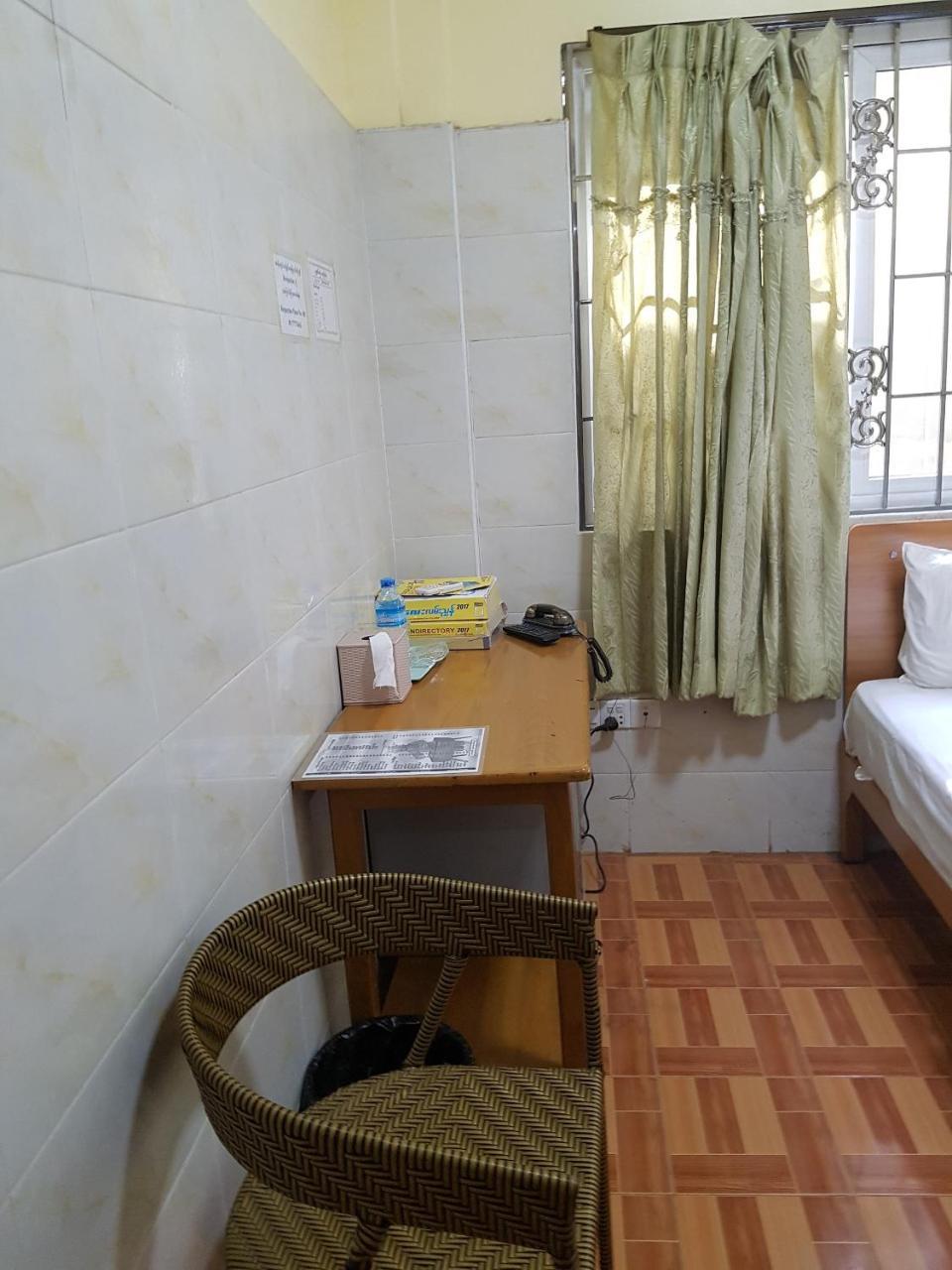 Shwe Eain Si Guest House - Burmese Only Myeik Eksteriør billede