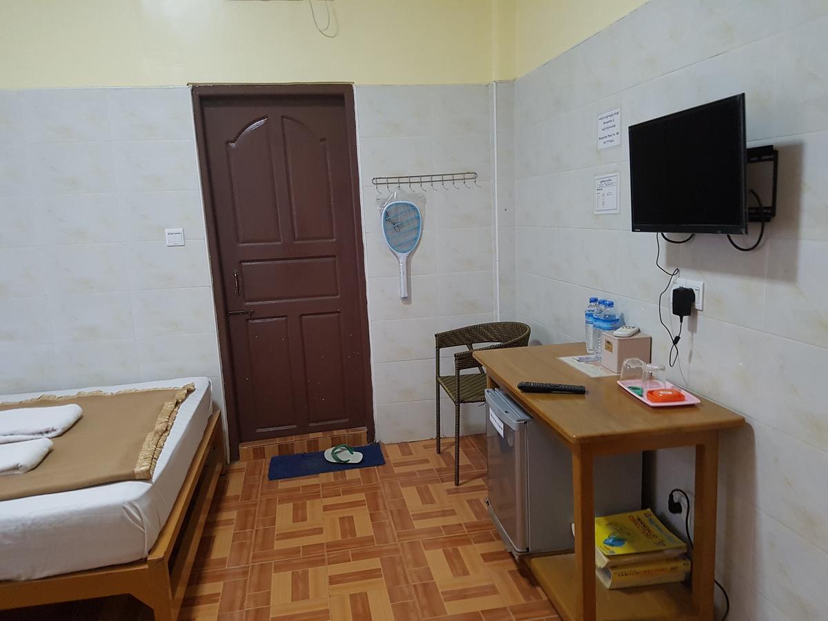 Shwe Eain Si Guest House - Burmese Only Myeik Eksteriør billede